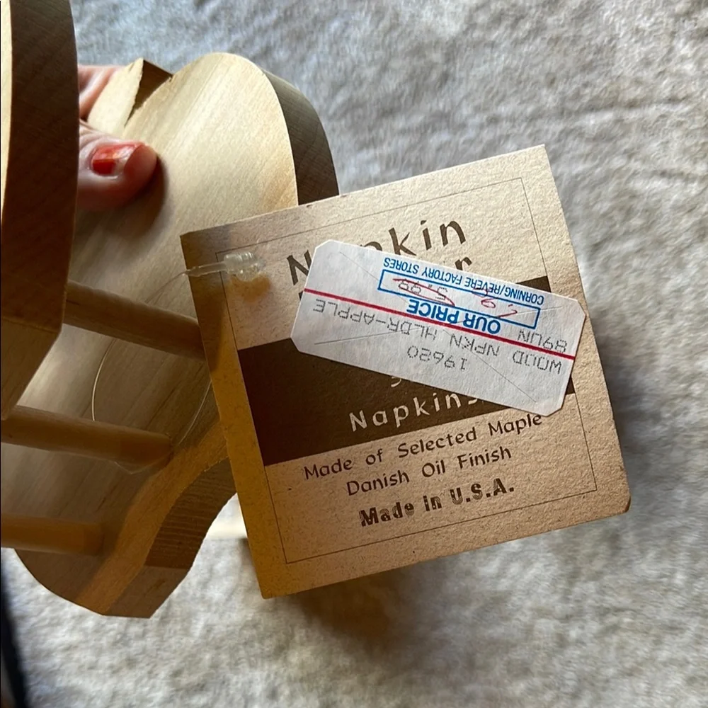 Wooden Apple Napkin Holder